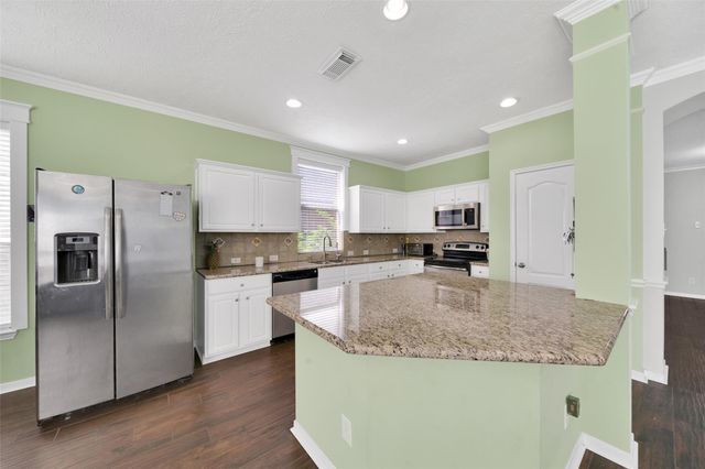 5522 Brookhollow Oaks Trail, Houston, TX 77084