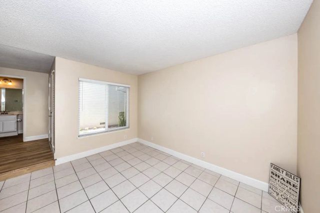 21 Ashbrook 102, Irvine, CA 92604