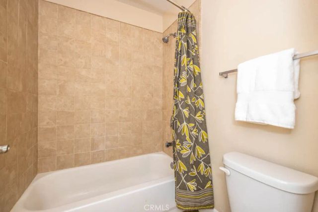21 Ashbrook 102, Irvine, CA 92604