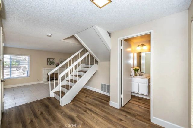21 Ashbrook 102, Irvine, CA 92604