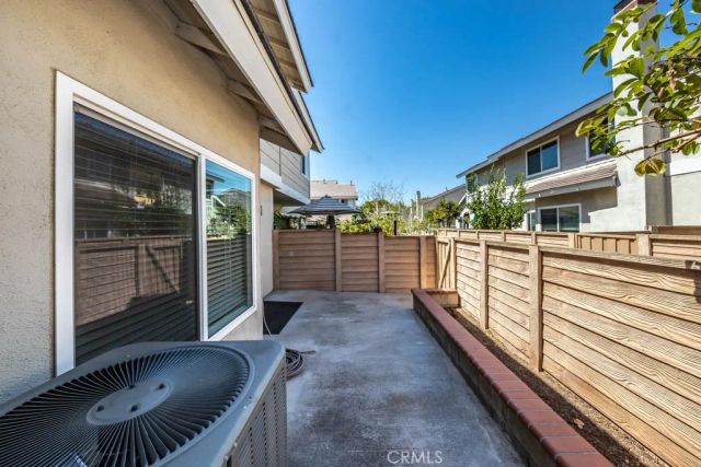 21 Ashbrook 102, Irvine, CA 92604