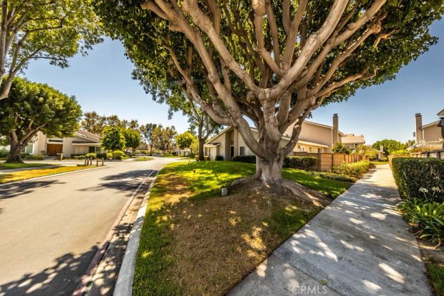 21 Ashbrook 102, Irvine, CA 92604