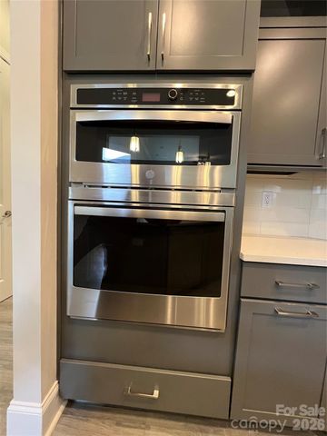 9049 Treetop Way NW, Concord, NC 28027