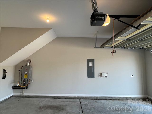 9049 Treetop Way NW, Concord, NC 28027