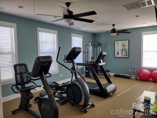 9049 Treetop Way NW, Concord, NC 28027