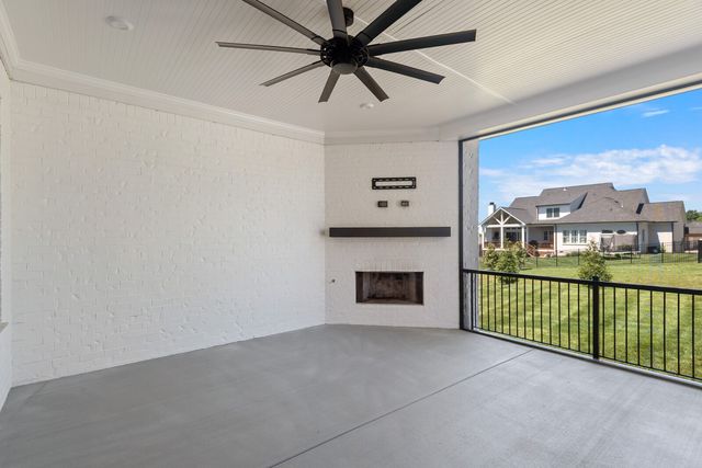 4618 Majestic Meadows Dr, Arrington, TN 37014