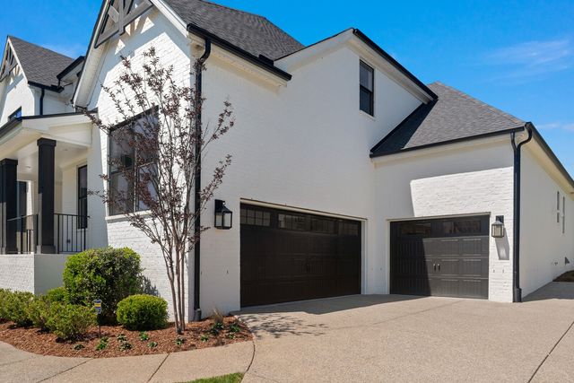 4618 Majestic Meadows Dr, Arrington, TN 37014