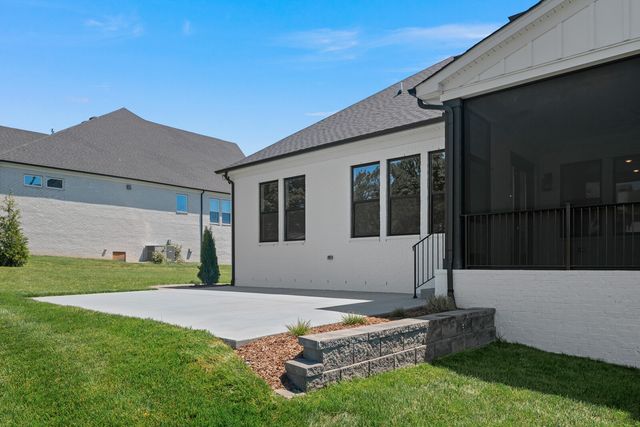 4618 Majestic Meadows Dr, Arrington, TN 37014