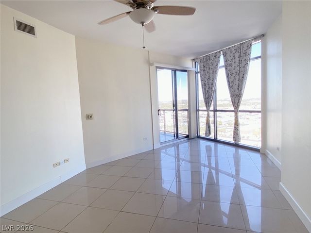 200 West Sahara Avenue 2010, Las Vegas, NV 89102