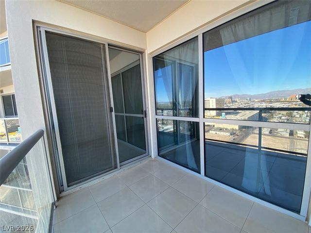 200 West Sahara Avenue 2010, Las Vegas, NV 89102
