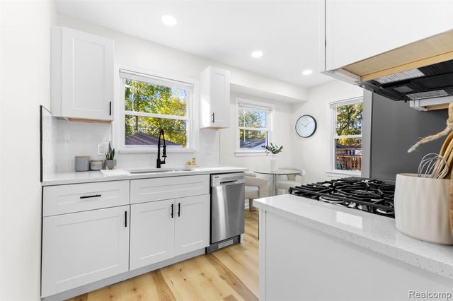 1029 Harrison Boulevard, Lincoln Park, MI 48146