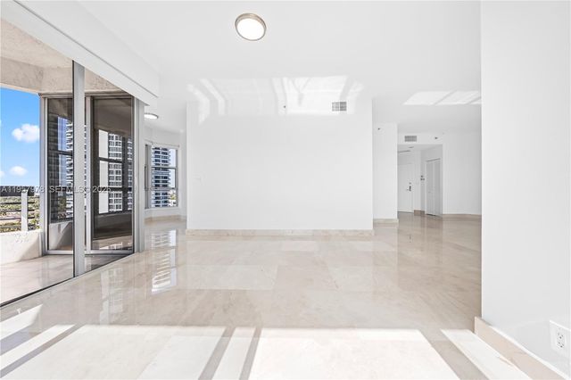 3600 Mystic Pointe Dr PH6, Aventura, FL 33180