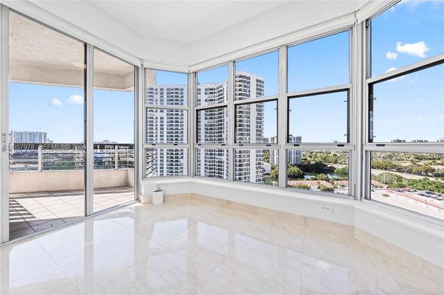 3600 Mystic Pointe Dr PH6, Aventura, FL 33180