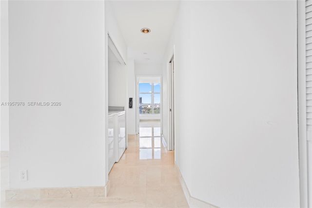 3600 Mystic Pointe Dr PH6, Aventura, FL 33180
