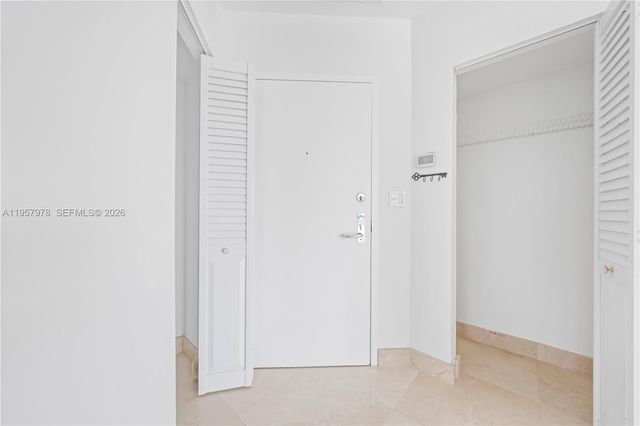 3600 Mystic Pointe Dr PH6, Aventura, FL 33180