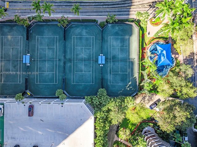 3600 Mystic Pointe Dr PH6, Aventura, FL 33180