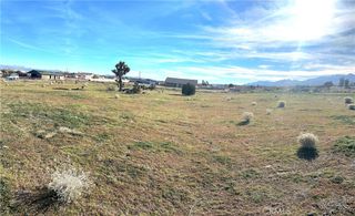 8785 Bonanza Road, Phelan, CA 92371