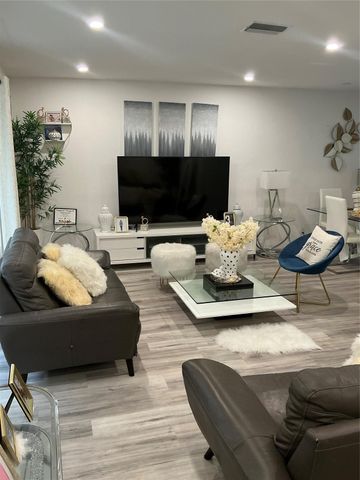 3470 NW 39th Street, Lauderdale Lakes, FL 33309