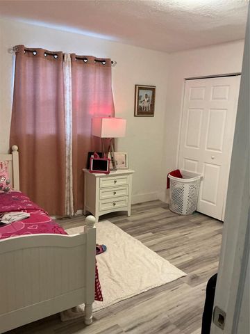 3470 NW 39th Street, Lauderdale Lakes, FL 33309