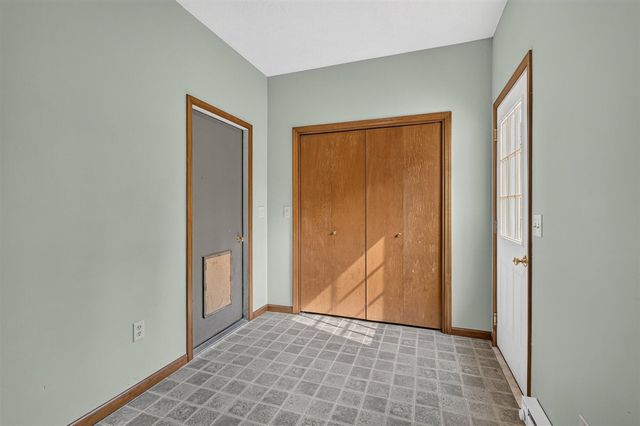 5036 Lands End Drive, Kalamazoo, MI 49009