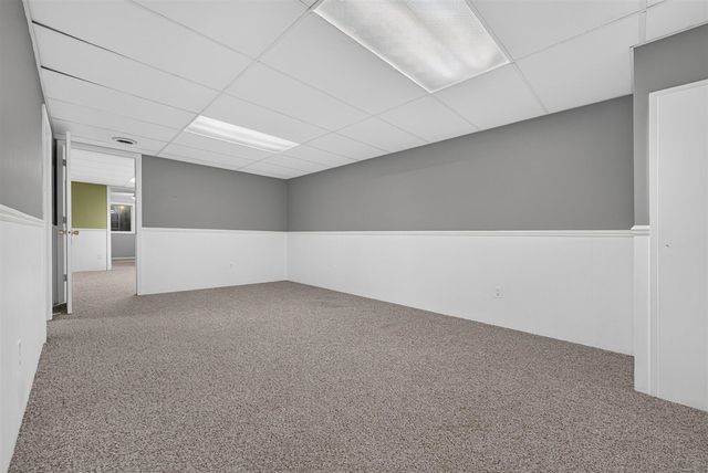 5036 Lands End Drive, Kalamazoo, MI 49009