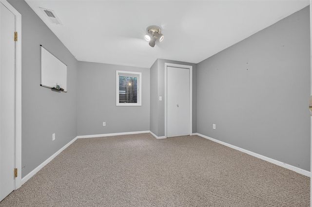 5036 Lands End Drive, Kalamazoo, MI 49009