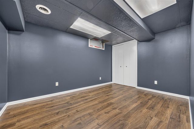 5036 Lands End Drive, Kalamazoo, MI 49009