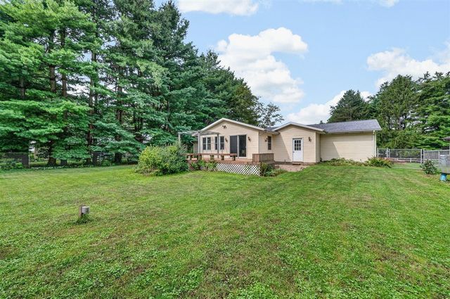 5036 Lands End Drive, Kalamazoo, MI 49009