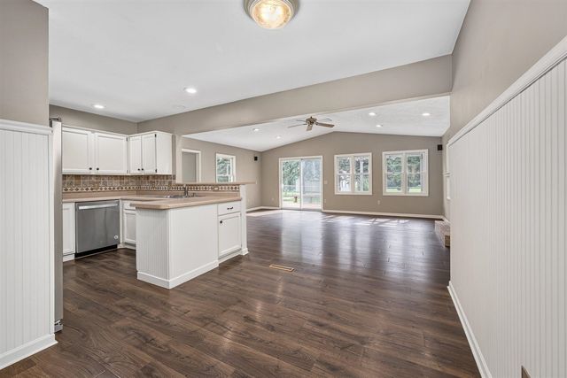 5036 Lands End Drive, Kalamazoo, MI 49009