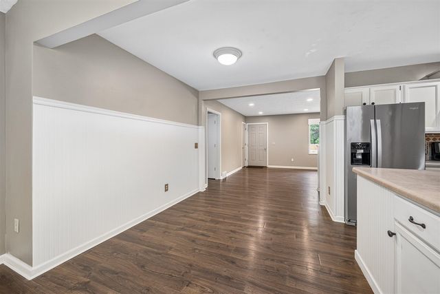 5036 Lands End Drive, Kalamazoo, MI 49009
