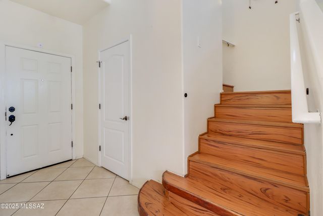 5077 N Fortune Teller Way, Tucson, AZ 85704