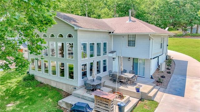 33096 Canopy Lane, Lincoln, MO 65338