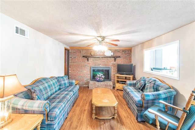 33096 Canopy Lane, Lincoln, MO 65338