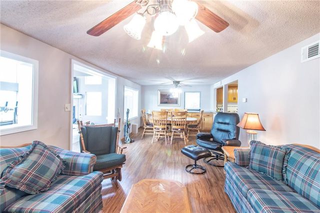33096 Canopy Lane, Lincoln, MO 65338