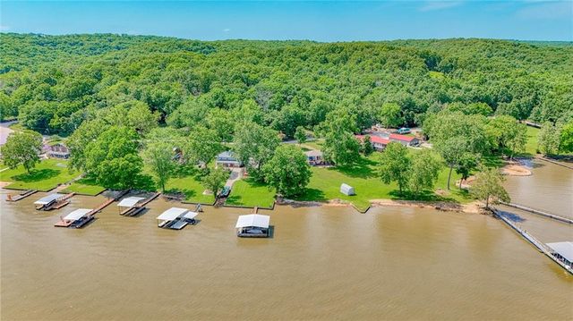 33096 Canopy Lane, Lincoln, MO 65338