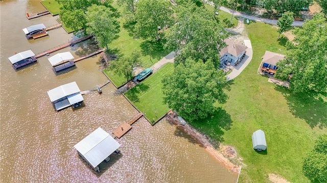 33096 Canopy Lane, Lincoln, MO 65338
