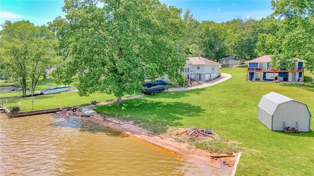 33096 Canopy Lane, Lincoln, MO 65338