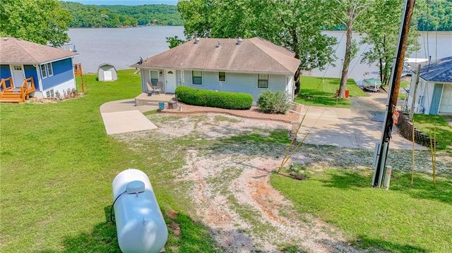 33096 Canopy Lane, Lincoln, MO 65338