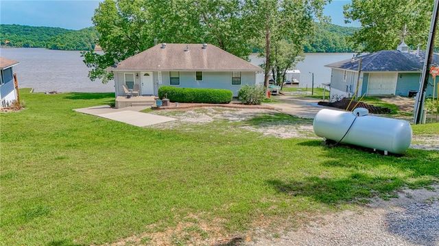 33096 Canopy Lane, Lincoln, MO 65338