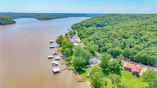 33096 Canopy Lane, Lincoln, MO 65338