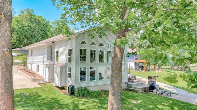 33096 Canopy Lane, Lincoln, MO 65338