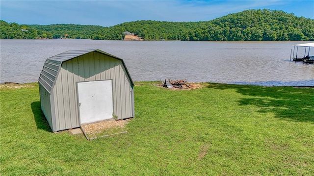 33096 Canopy Lane, Lincoln, MO 65338