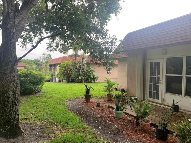1914 Palmland Drive C, Boynton Beach, FL 33436