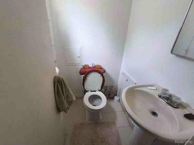 24531 Florence Street, Detroit, MI 48219