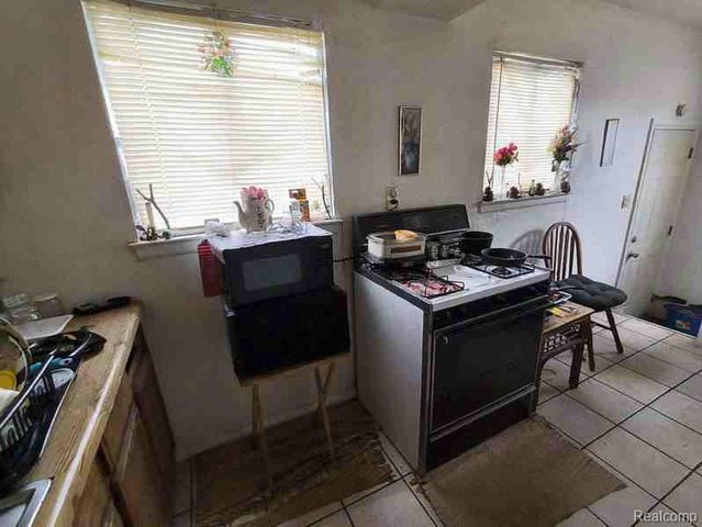 24531 Florence Street, Detroit, MI 48219