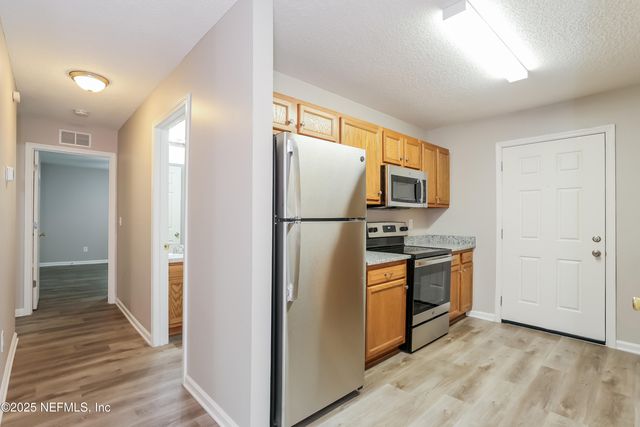 3750 WARWICK Street, Jacksonville, FL 32207