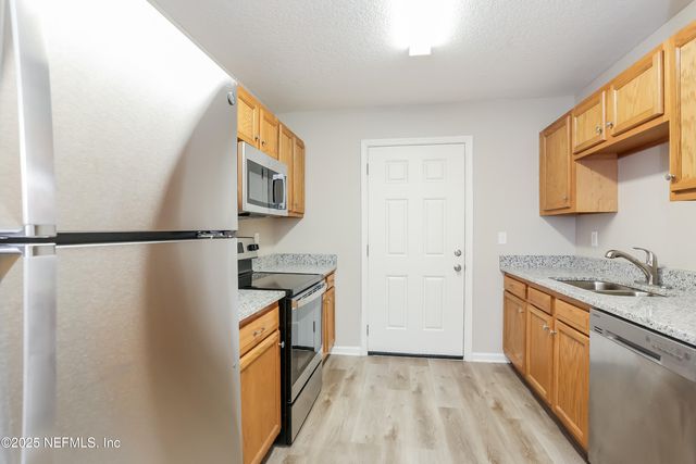 3750 WARWICK Street, Jacksonville, FL 32207