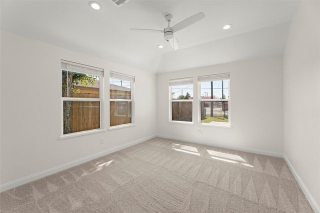 729 Caperton Street, Houston, TX 77022