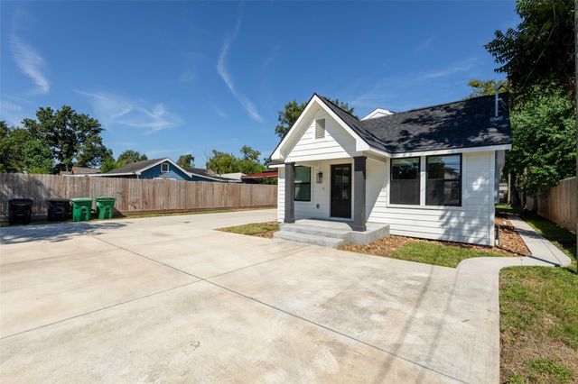 729 Caperton Street, Houston, TX 77022