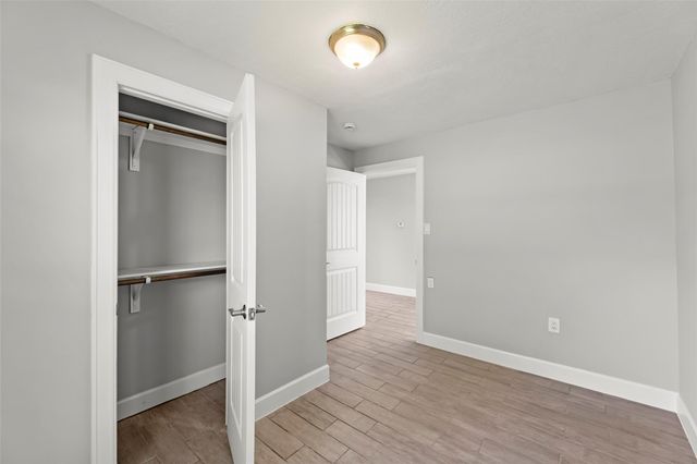 729 Caperton Street, Houston, TX 77022